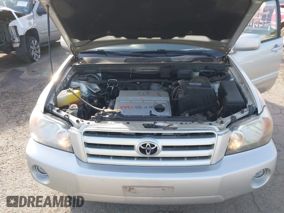 2005 Toyota Highlander z VIN JTEEP21A250076407, wystawiony jako IAAI lot #42050850 z przebiegiem 144 143 mil mil oraz . Historia ofert i sprzedaży dostępna na DreamBid. Obrazek 10.
