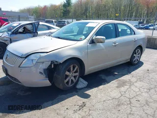 2010 Mercury Milan Premier z VIN 3MEHM0CG8AR661758, wystawiony jako IAAI lot #42170501 z przebiegiem Nie podano mil oraz . Historia ofert i sprzedaży dostępna na DreamBid. Obrazek 2.