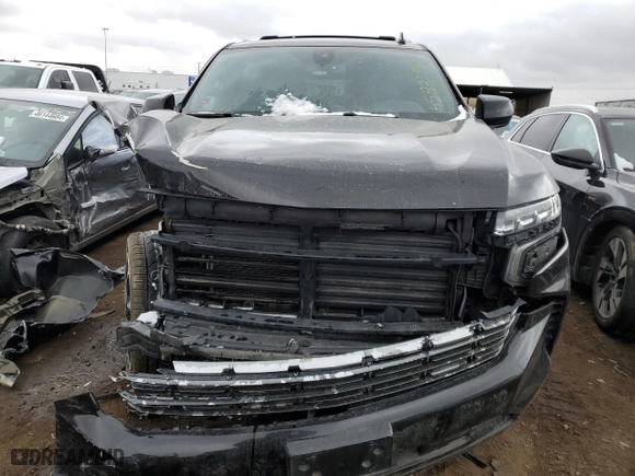 2022 Chevrolet Suburban RST with VIN 1GNSKEKD1NR149401, listed as a Copart auction lot 45932904 with 101,440 mi miles and Salvage Title. Bid and sale history available at carsss.com. Image 5.