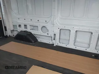 2020 Ford Transit Cargo с VIN 1FTBR2C86LKA34576, выставлен на аукционе IAAI как лот 40383985 с пробегом 54 377 миль миль и . История ставок и продаж доступна на DreamBid. Изображение 8.