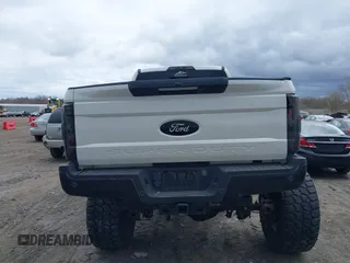 2019 Ford F-250 XL with VIN 1FT7W2B64KEC87892, listed as a IAAI auction lot 42007626 with 53,204 mi miles and . Bid and sale history available at DreamBid. Image 16.