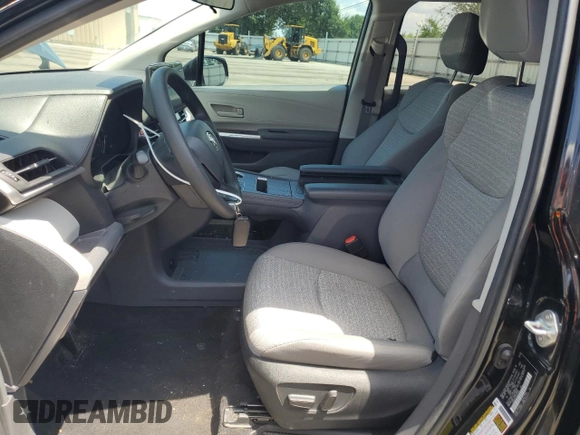 2023 Toyota Sienna LE with VIN 5TDKRKEC3PS153363, listed as a Copart auction lot 61843745 with 36,575 mi miles and Salvage title. Bid and sale history available at DreamBid. Image 7.