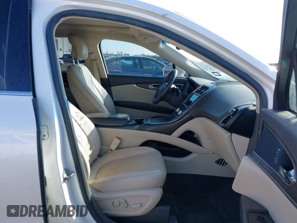 2018 Lincoln MKX Reserve with VIN 2LMPJ6LR7JBL26743, listed as a IAAI auction lot 41180761 with 76,573 mi miles. Bid and sale history available at carsss.com. Image 5.