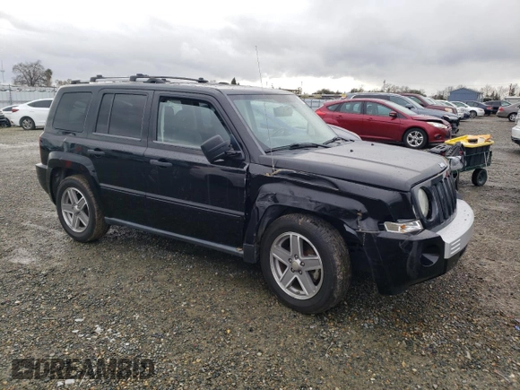 2007 Jeep Patriot Limited с VIN 1J8FF48W07D322321, выставлен на аукционе Copart как лот 45244725 с пробегом 151 451 миль миль и Списание • Salvage title. История ставок и продаж доступна на DreamBid. Изображение 4.