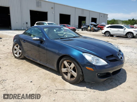 2006 Mercedes-Benz SLK 280 z VIN WDBWK54F46F098230, wystawiony jako Copart lot #58578565 z przebiegiem 67 298 mil mil oraz Szkoda całkowita • Salvage title. Historia ofert i sprzedaży dostępna na DreamBid. Obrazek 4.