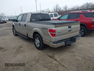 2010 Ford F-150 XL z VIN 1FTFW1E85AFD86149, wystawiony jako IAAI lot #41748039 z przebiegiem 354 133 mil mil oraz . Historia ofert i sprzedaży dostępna na DreamBid. Obrazek 3.