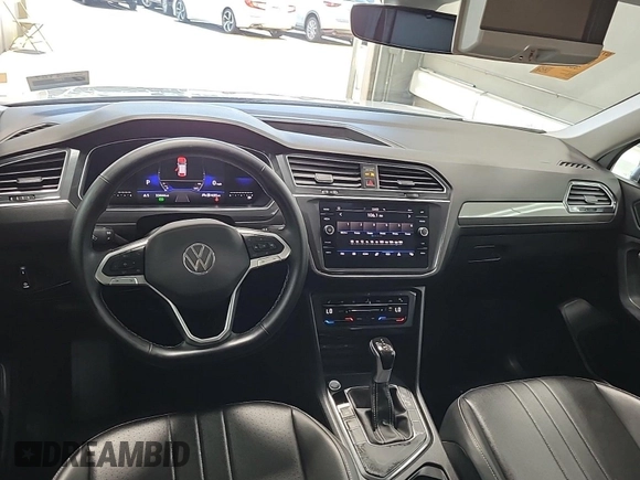 2024 Volkswagen Tiguan SE с VIN 3VV3B7AX0RM096462, выставлен на аукционе IAAI как лот 42844462 с пробегом 33 442 миль миль и . История ставок и продаж доступна на DreamBid. Изображение 27.