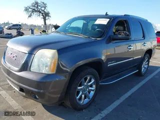 2010 GMC Yukon Denali with VIN 1GKUKEEF9AR219479, listed as a IAAI auction lot 41444493 with 201295 miles. Bid and sale history available at carsss.com. Image 17.