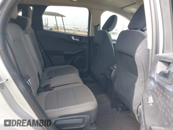2020 Ford Escape SE с VIN 1FMCU0G68LUA82385, выставлен на аукционе IAAI как лот 42113552 с пробегом 82 771 миль миль и . История ставок и продаж доступна на DreamBid. Изображение 8.
