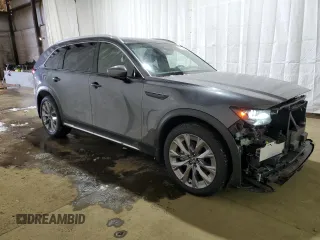 2024 Mazda CX-90 Premium Plus z VIN JM3KKEHD6R1147686, wystawiony jako Copart lot #89326355 z przebiegiem 5 779 mil mil oraz Szkoda całkowita • Salvage title. Historia ofert i sprzedaży dostępna na DreamBid. Obrazek 4.
