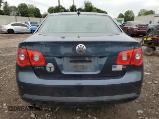 2005 Volkswagen Jetta 2.5L с VIN 3VWDF71K65M607420, выставлен на аукционе Copart как лот 59906585 с пробегом 136 949 миль миль и Списание • Salvage title. История ставок и продаж доступна на DreamBid. Изображение 6.