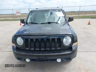 2016 Jeep Patriot Sport with VIN 1C4NJPBA4GD642158, listed as a IAAI auction lot 41784322 with 123,538 mi miles and . Bid and sale history available at DreamBid. Image 12.