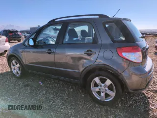 2012 Suzuki SX4 Crossover with VIN JS2YB5A31C6306926, listed as a Copart auction lot 79307604 with 131,762 mi miles and Salvage Title. Bid and sale history available at carsss.com. Image 2.