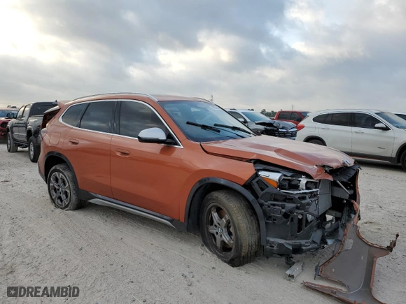 2023 BMW X1 xDrive28i with VIN WBX73EF03P5W27897, listed as a Copart auction lot 50554545 with 19,953 mi miles and Salvage Title. Bid and sale history available at carsss.com. Image 4.
