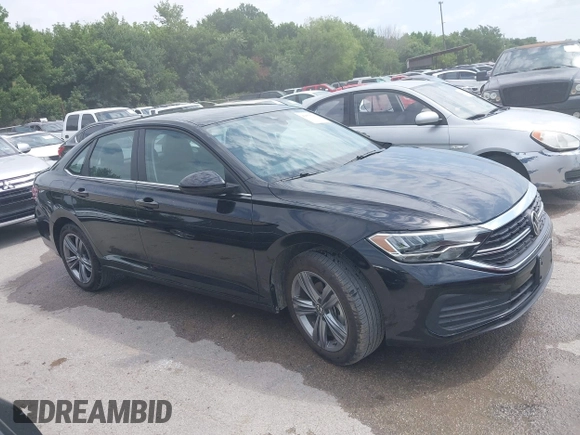 2024 Volkswagen Jetta SE with VIN 3VW7M7BU0RM059133, listed as a IAAI auction lot 42553729 with 13,091 mi miles and . Bid and sale history available at DreamBid. Image 13.