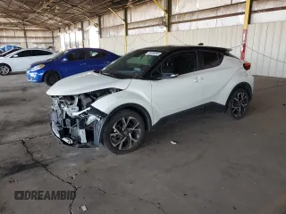 2020 Toyota C-HR LE z VIN JTNKHMBX5L1085897, wystawiony jako Copart lot #59048565 z przebiegiem 84 033 mil mil oraz Szkoda całkowita • Salvage title. Historia ofert i sprzedaży dostępna na DreamBid. Obrazek 1.