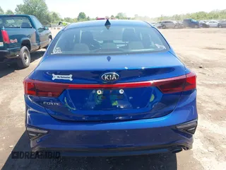 2021 Kia Forte LXS with VIN 3KPF24AD4ME277261, listed as a IAAI auction lot 42230195 with 86,515 mi miles and . Bid and sale history available at DreamBid. Image 16.