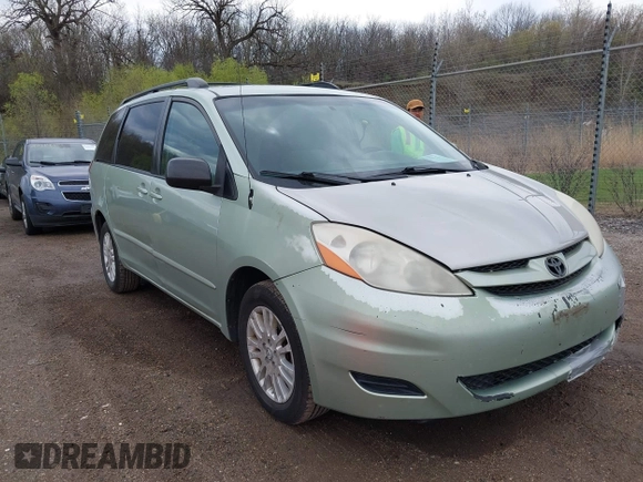 2007 Toyota Sienna CE with VIN 5TDZK23C87S017462, listed as a IAAI auction lot 42113773 with 201,306 mi miles. Bid and sale history available at carsss.com. Image 1.
