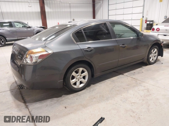 2009 Nissan Altima 2.5 S with VIN 1N4AL21E19N495686, listed as a IAAI auction lot 42158801 with 202,923 mi miles. Bid and sale history available at carsss.com. Image 4.