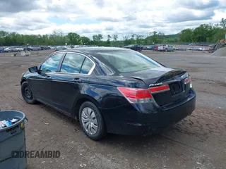 2012 Honda Accord LX z VIN 1HGCP2F36CA022770, wystawiony jako IAAI lot #42326564 z przebiegiem 202 132 mil mil oraz . Historia ofert i sprzedaży dostępna na DreamBid. Obrazek 3.