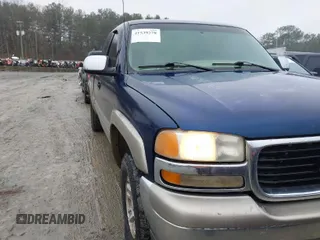 2000 GMC New Sierra 1500 SLE with VIN 1GTEK19T7YZ300550, listed as a IAAI auction lot 41539278 with 312,839 mi miles. Bid and sale history available at carsss.com. Image 1.