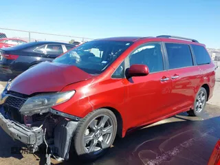 2018 Toyota Sienna SE with VIN 5TDXZ3DC4JS911408, listed as a IAAI auction lot 41393387 with 147,157 mi miles and . Bid and sale history available at DreamBid. Image 13.