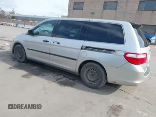 2005 Honda Odyssey LX with VIN 5FNRL38245B024753, listed as a IAAI auction lot 41839673 with 292,563 mi miles. Bid and sale history available at carsss.com. Image 3.