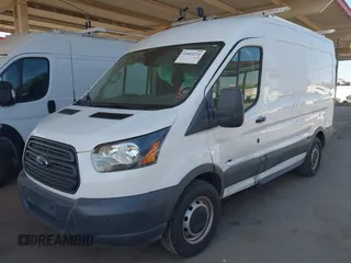 2018 Ford Transit with VIN 1FTYE1CM7JKB09229, listed as a IAAI auction lot 41851224 with 33,916 mi miles and . Bid and sale history available at DreamBid. Image 2.