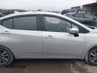 2021 Nissan Versa SV with VIN 3N1CN8EV4ML869262, listed as a IAAI auction lot 41408655 with 70,623 mi miles. Bid and sale history available at carsss.com. Image 13.