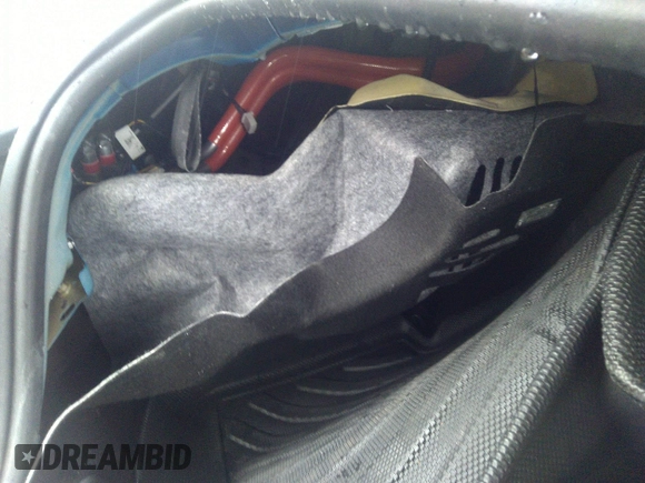2023 Tesla Model 3 z VIN 5YJ3E1EA4PF576045, wystawiony jako IAAI lot #41565981 z przebiegiem Nie podano mil oraz . Historia ofert i sprzedaży dostępna na DreamBid. Obrazek 14.