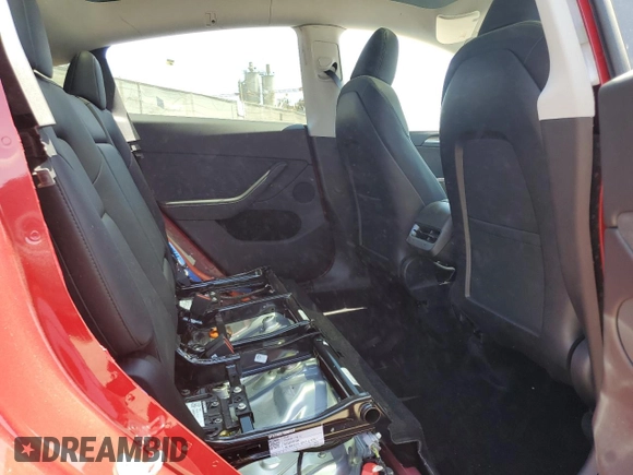 2024 Tesla Model Y Long Range with VIN 7SAYGDEE8RA233147, listed as a Copart auction lot 56695545 with 9,512 mi miles and Salvage title. Bid and sale history available at DreamBid. Image 10.