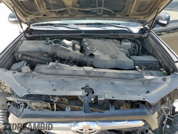 2013 Toyota 4Runner SR5 with VIN JTEZU5JR6D5054803, listed as a Copart auction lot 61860975 with 301,828 mi miles and Salvage title. Bid and sale history available at DreamBid. Image 12.
