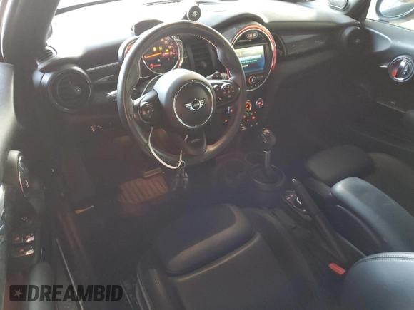 2019 MINI Convertible Cooper S z VIN WMWWG9C57K3E40543, wystawiony jako Copart lot #47549745 z przebiegiem 29 167 mil mil oraz Szkoda całkowita • Salvage title. Historia ofert i sprzedaży dostępna na DreamBid. Obrazek 8.