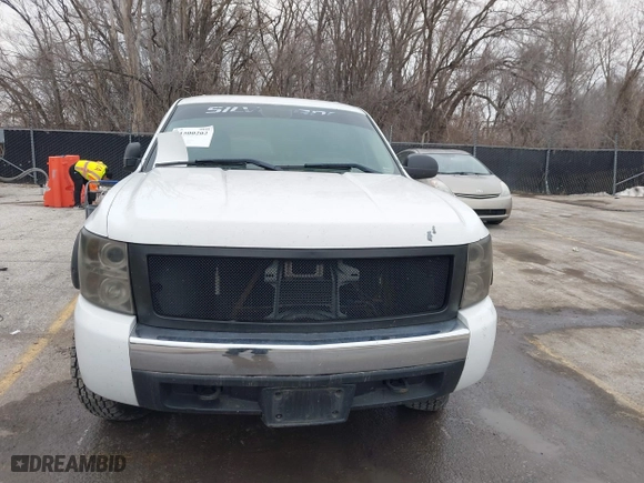 2007 Chevrolet Silverado 1500 LT w/1LT with VIN 3GCEK13397G532557, listed as a IAAI auction lot 41500202 with 216,911 mi miles. Bid and sale history available at carsss.com. Image 12.