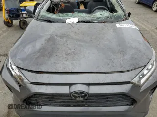 2020 Toyota RAV4 XLE with VIN 2T3P1RFV1LW131229, listed as a Copart auction lot 63795365 with Not provided miles and Salvage title. Bid and sale history available at DreamBid. Image 12.