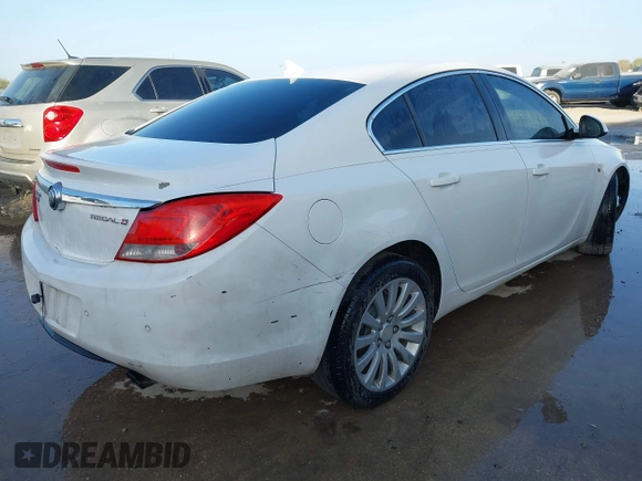 2011 Buick Regal CXL Turbo TO1 with VIN W04GV5EV4B1114706, listed as a IAAI auction lot 41764856 with 116,215 mi miles. Bid and sale history available at carsss.com. Image 4.