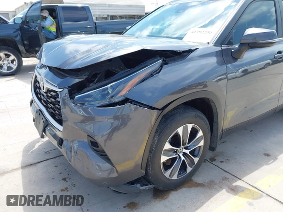 2023 Toyota Highlander L with VIN 5TDKDRAH7PS007332, listed as a IAAI auction lot 42392250 with 51,943 mi miles and . Bid and sale history available at DreamBid. Image 19.