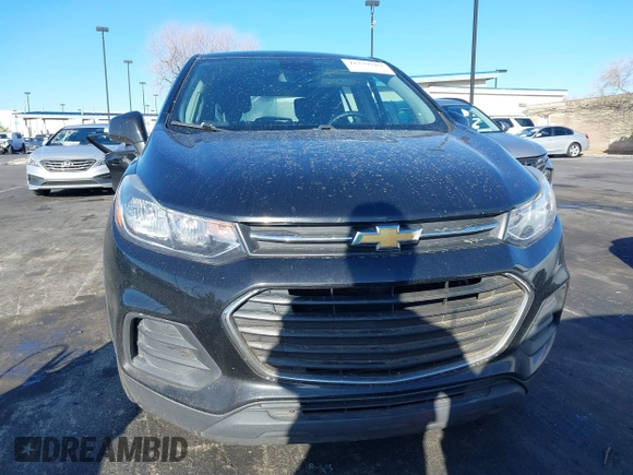 2018 Chevrolet Trax LS with VIN 3GNCJKSB1JL330732, listed as a IAAI auction lot 41739704 with 98,554 mi miles. Bid and sale history available at carsss.com. Image 12.