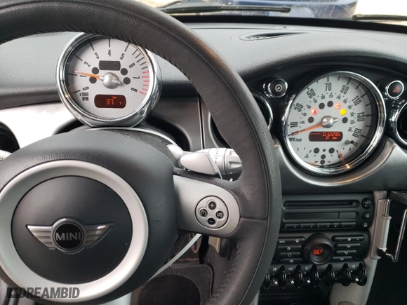 2008 MINI Cooper Convertible S with VIN WMWRH335X8TL97538, listed as a Copart auction lot 45450645 with 12,295 mi miles and Clean Title. Bid and sale history available at carsss.com. Image 9.