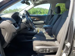 2020 GMC Terrain SLE z VIN 3GKALTEV9LL158611, wystawiony jako Copart lot #61781805 z przebiegiem 77 113 mil mil oraz Szkoda całkowita • Salvage title. Historia ofert i sprzedaży dostępna na DreamBid. Obrazek 7.
