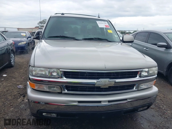 2005 Chevrolet Suburban LT z VIN 3GNEC16ZX5G197892, wystawiony jako IAAI lot #42045100 z przebiegiem 262 665 mil mil oraz . Historia ofert i sprzedaży dostępna na DreamBid. Obrazek 12.
