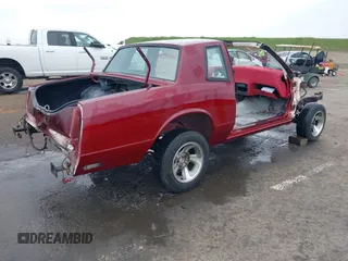 1984 Chevrolet Monte Carlo z VIN 1G1AZ37GXER150014, wystawiony jako IAAI lot #41739591 z przebiegiem Nie podano mil oraz . Historia ofert i sprzedaży dostępna na DreamBid. Obrazek 4.