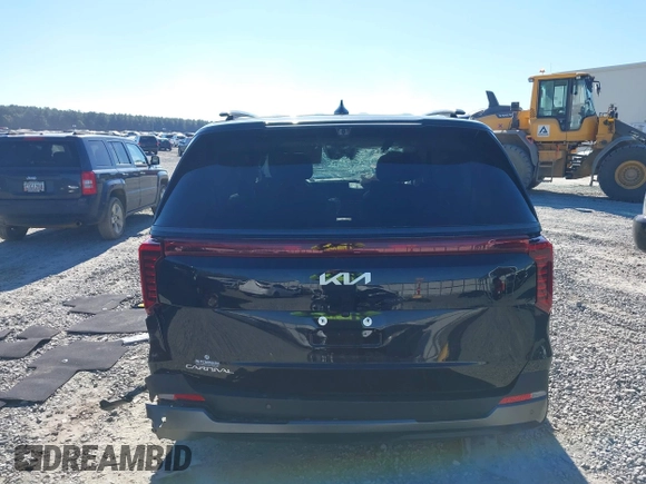 2025 Kia Carnival SX with VIN KNDNE5K35S6472142, listed as a IAAI auction lot 41280650 with 4,181 mi miles and . Bid and sale history available at DreamBid. Image 16.