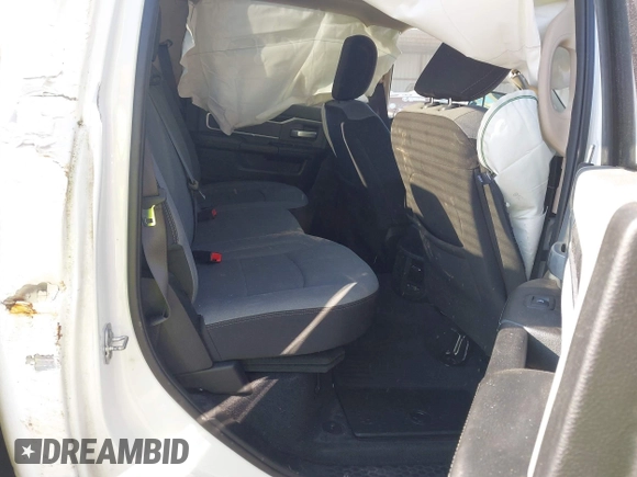 2019 Ram 2500 Big Horn with VIN 3C6UR5DLXKG669438, listed as a IAAI auction lot 41503329 with 167,277 mi miles and . Bid and sale history available at DreamBid. Image 8.