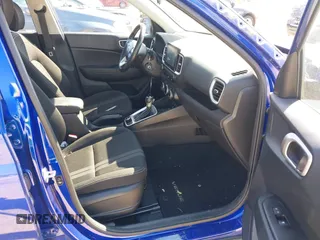 2023 Hyundai Venue SEL with VIN KMHRC8A33PU247100, listed as a IAAI auction lot 42027393 with 31,262 mi miles and . Bid and sale history available at DreamBid. Image 5.