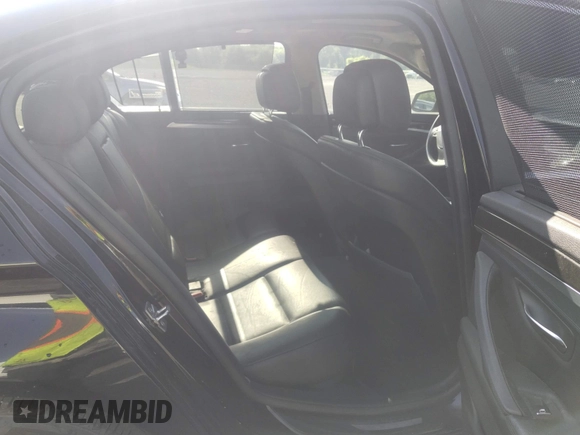 2011 BMW 5 Series 528i with VIN WBAFR1C54BC738346, listed as a IAAI auction lot 42622199 with 185,343 mi miles and . Bid and sale history available at DreamBid. Image 8.