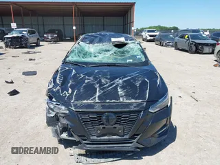 2022 Nissan Sentra SR z VIN 3N1AB8DV0NY313438, wystawiony jako IAAI lot #42076992 z przebiegiem Nie podano mil oraz . Historia ofert i sprzedaży dostępna na DreamBid. Obrazek 12.