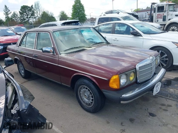 1985 Mercedes-Benz 300 with VIN WDBAB33CXFA233598, listed as a IAAI auction lot 41975316 with 149,707 mi miles and . Bid and sale history available at DreamBid. Image 1.