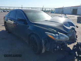 2017 Nissan Altima SV z VIN 1N4AL3AP7HC264065, wystawiony jako IAAI lot #41828099 z przebiegiem 190 282 mil mil oraz . Historia ofert i sprzedaży dostępna na DreamBid. Obrazek 1.
