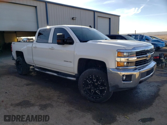 2015 Chevrolet Silverado 3500HD LT with VIN 1GC4KZC88FF595266, listed as a Copart auction lot 85263924 with 130,363 mi miles and Salvage Title. Bid and sale history available at carsss.com. Image 4.